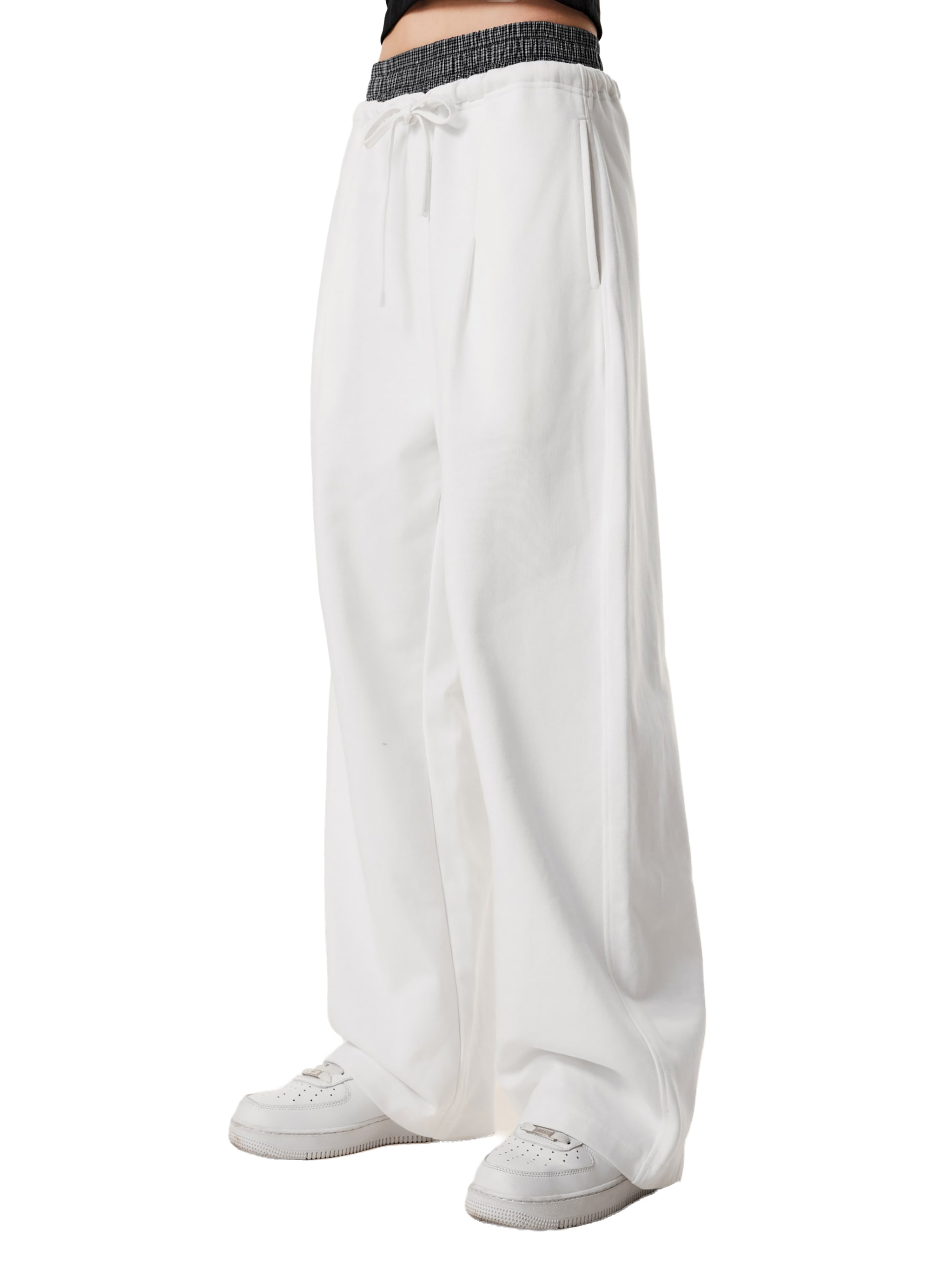 “Luxury oversized sweatpants for men and women by VÉRON” 2