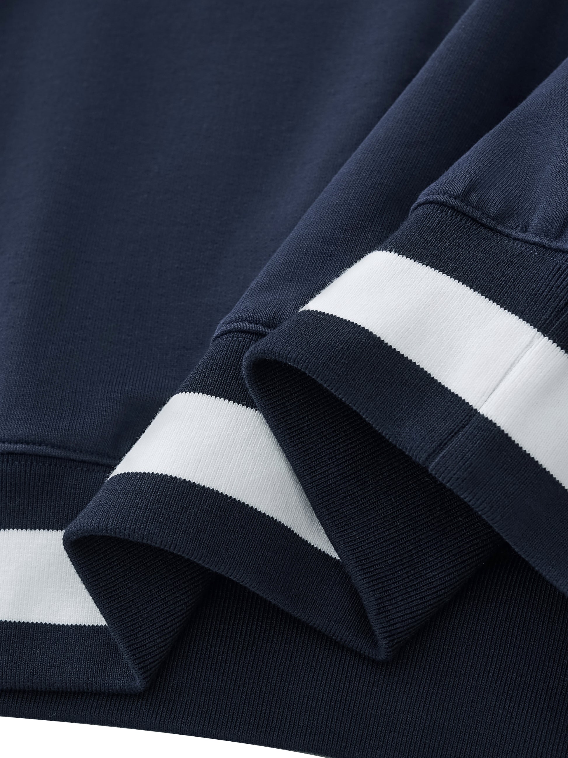 “VÉRON unisex streetwear outfit featuring Balmoral Gate sweater” 3